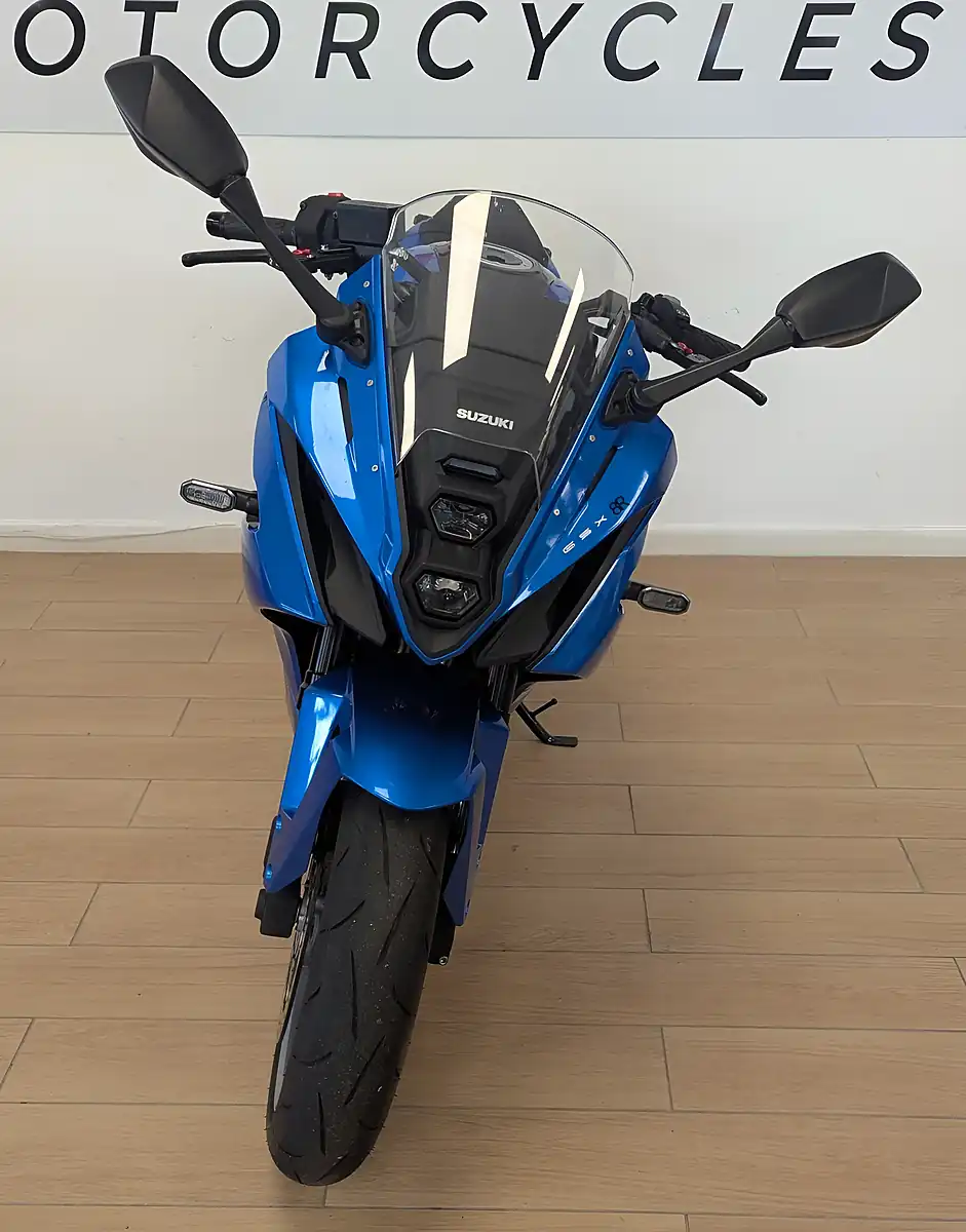 Used 2025 Suzuki GSX-8R 800 Blue - Interior and Exterior details 18