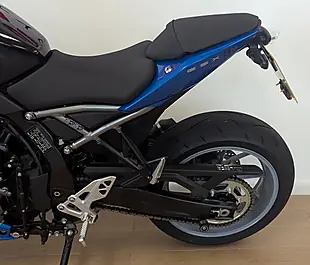 Used 2025 Suzuki GSX-8R 800 Blue - Interior and Exterior details 20