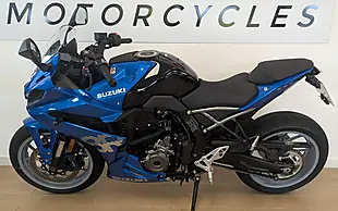 Used 2025 Suzuki GSX-8R 800 Blue - Interior and Exterior details 5