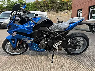 Used 2025 Suzuki GSX-8R 800 - Interior and Exterior details 5