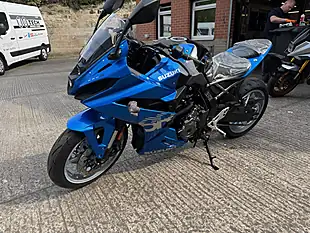 Used 2025 Suzuki GSX-8R 800 - Interior and Exterior details 6