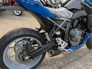 Used 2025 Suzuki GSX-8R 800 - Interior and Exterior details 8