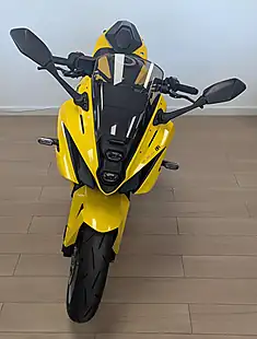 Used 2025 Suzuki GSX-8R 800 Kiiro Yellow - Interior and Exterior details 8