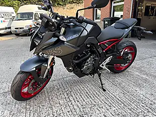 Used 2025 Suzuki GSX-8S 800 - Interior and Exterior details 4