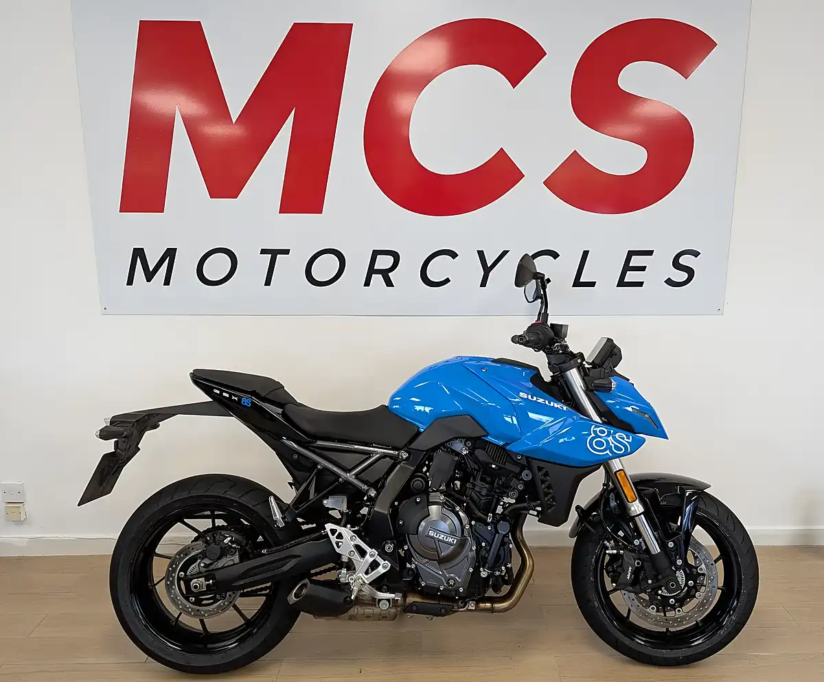 Used 2025 Suzuki GSX-8S Black - Front View
