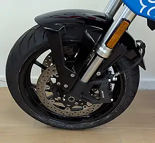 Used 2025 Suzuki GSX-8S Black - Interior and Exterior details 18