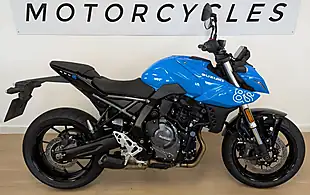 Used 2025 Suzuki GSX-8S Black - Interior and Exterior details 5