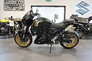 Used 2025 Suzuki GSX-8TT Matt Shadow Green - Interior and Exterior details 2
