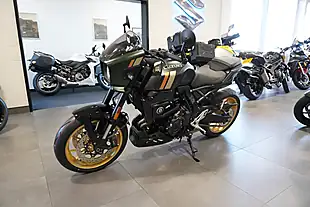 Used 2025 Suzuki GSX-8TT Matt Shadow Green - Interior and Exterior details 6