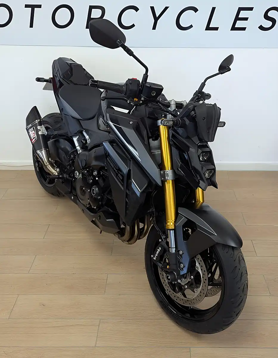 Used 2025 Suzuki GSX-S1000 1000 Black - Interior and Exterior details 7
