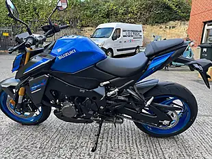 Used 2025 Suzuki GSX-S1000 1000 Metallic Triton Blue (ysf) - Interior and Exterior details 5