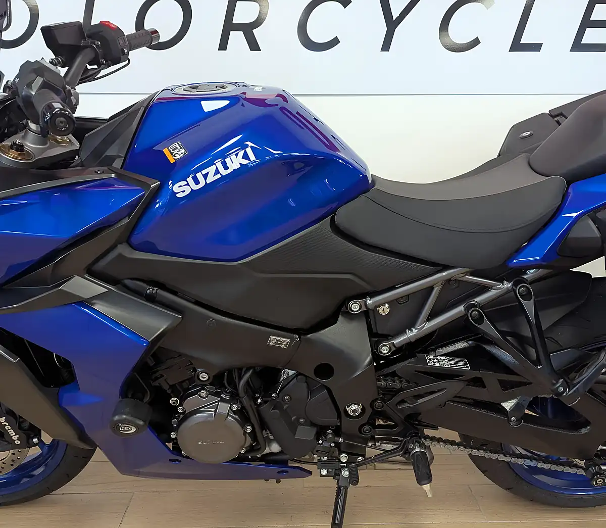 Used 2025 Suzuki GSX-S1000GT Gt+ Blue - Interior and Exterior details 20