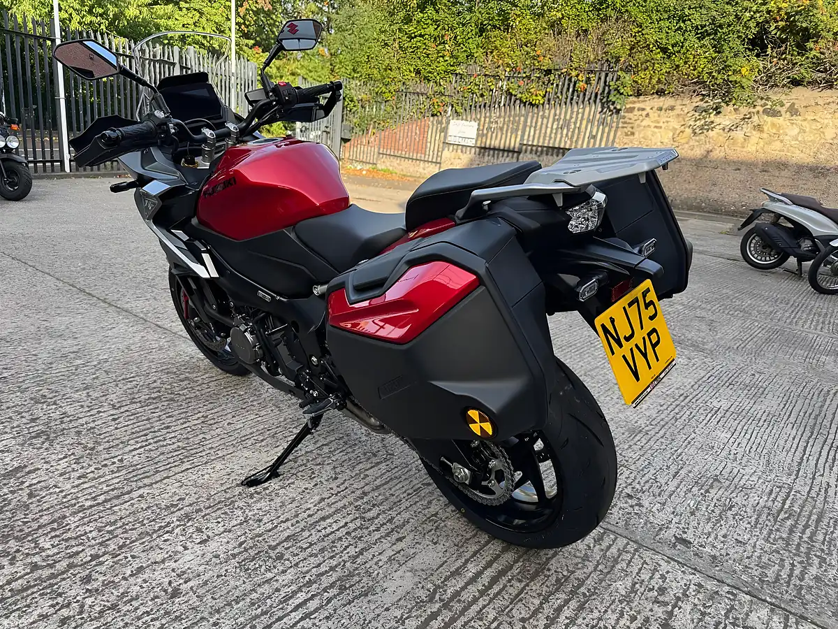 Used 2025 Suzuki GSX-S1000GX+ Constant Mesh Red - Interior and Exterior details 4