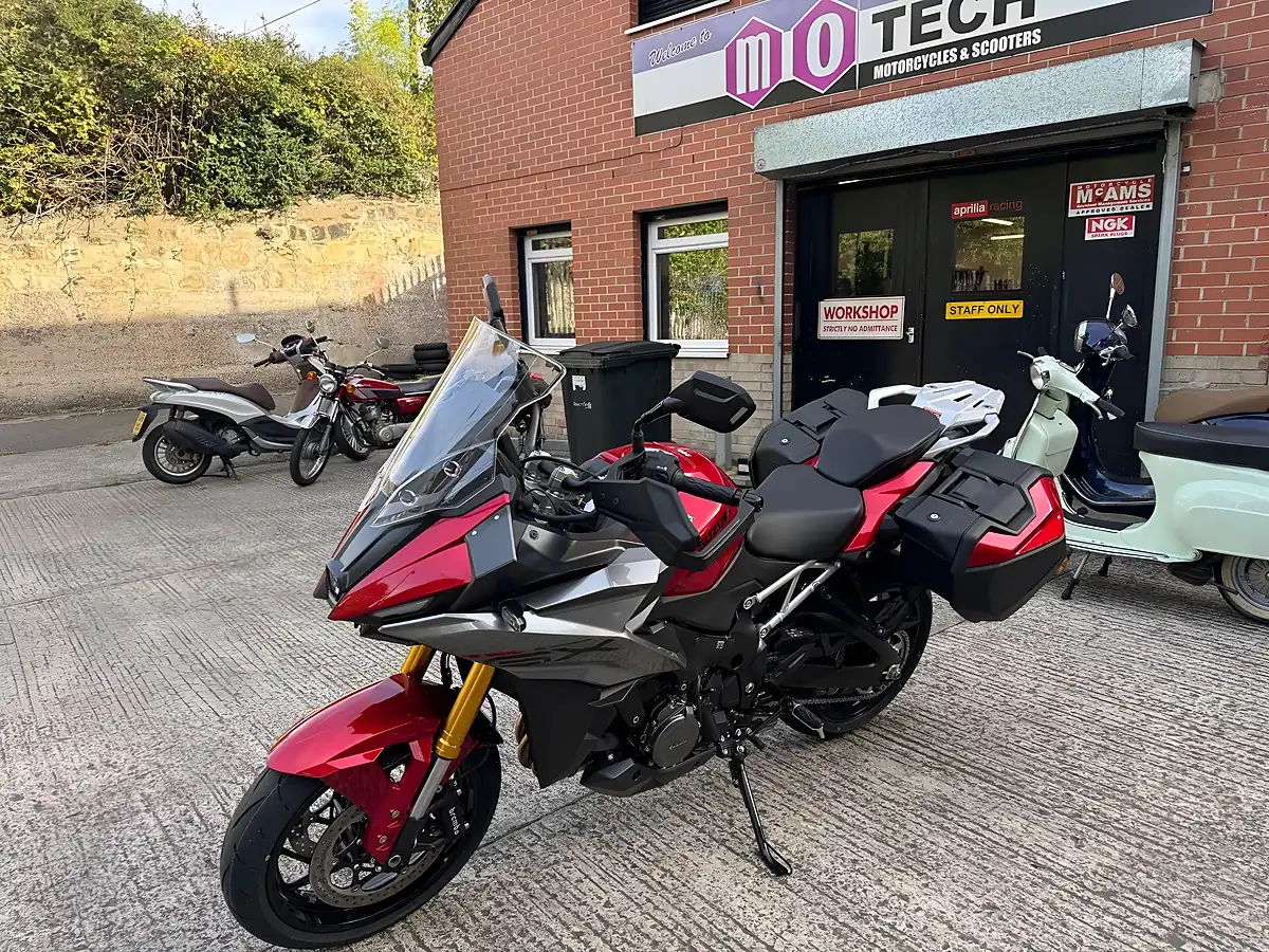 Used 2025 Suzuki GSX-S1000GX+ Constant Mesh Red - Interior and Exterior details 6