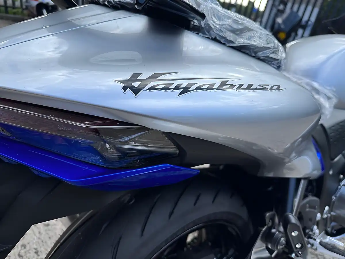 Used 2025 Suzuki GSX1300R Hayabusa 1300 - Interior and Exterior details 9