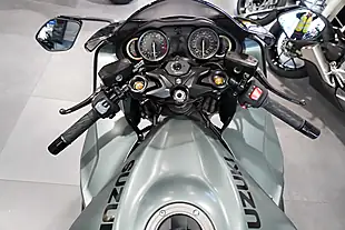Used 2025 Suzuki GSX1300R Hayabusa Metallic Steel Green - Interior and Exterior details 7