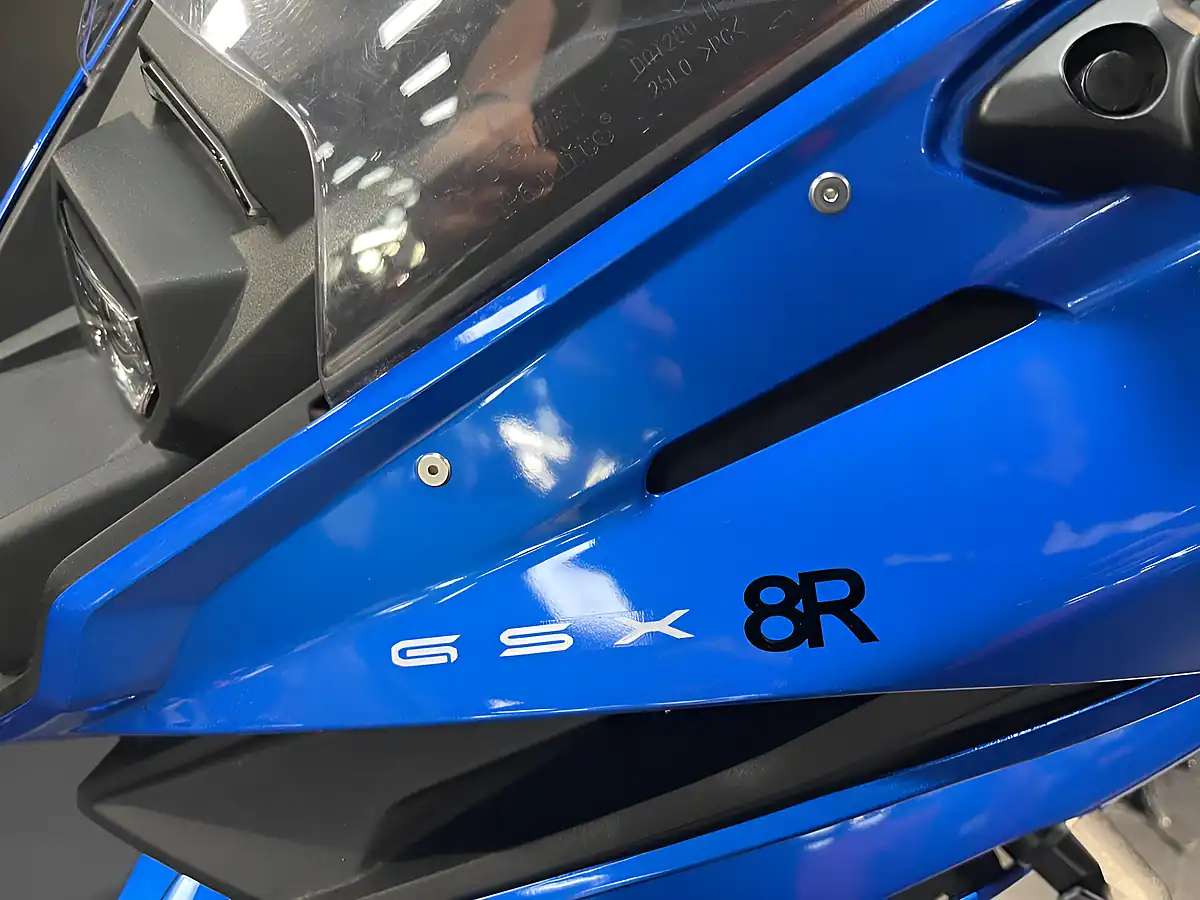 Used 2025 Suzuki GSX8-R Metallic Triton Blue - Interior and Exterior details 6