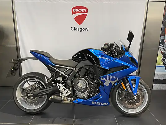 2025 Suzuki GSX8-R