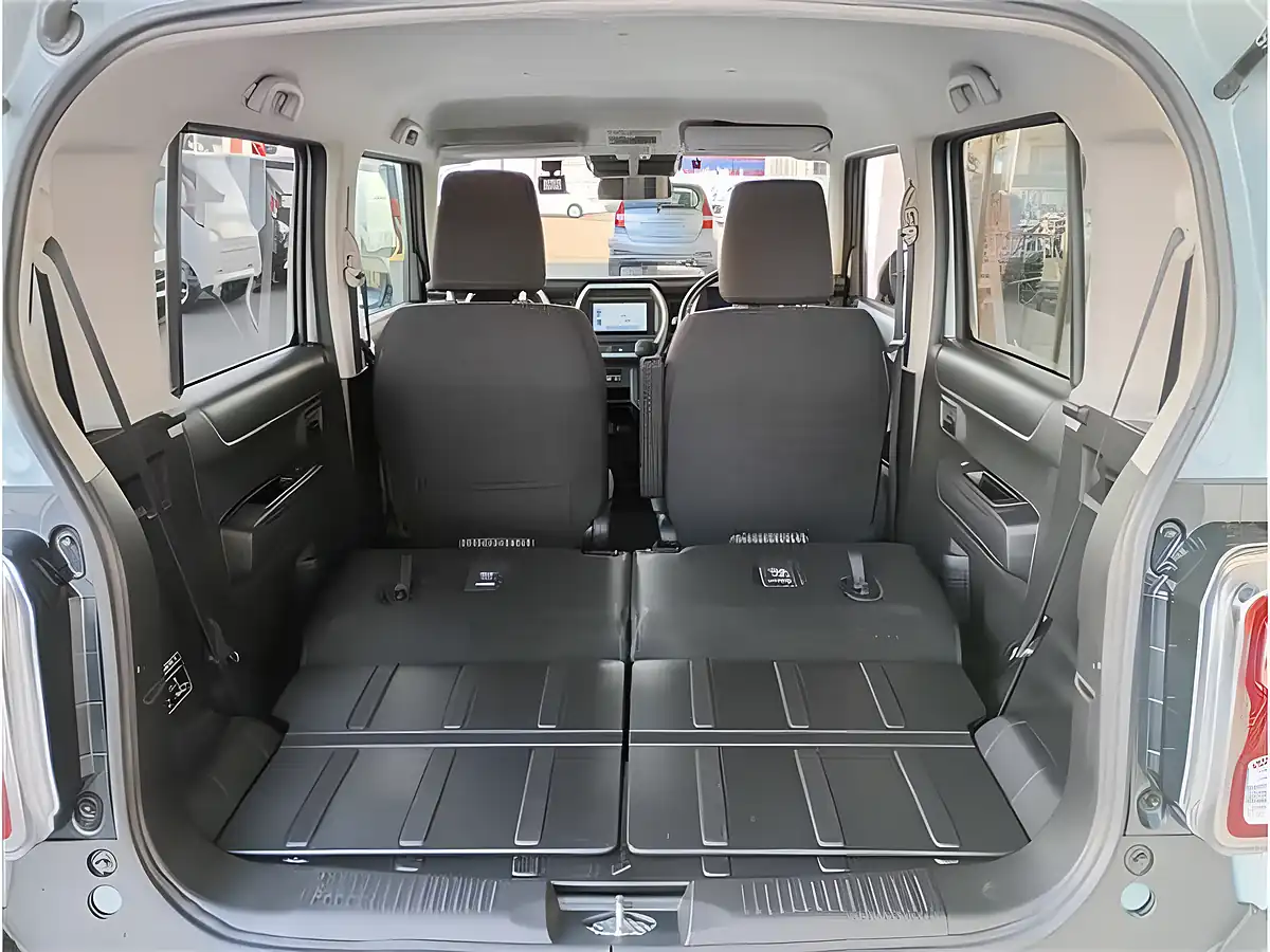 Used 2025 Suzuki Hustler SUV Blue - Interior and Exterior details 15