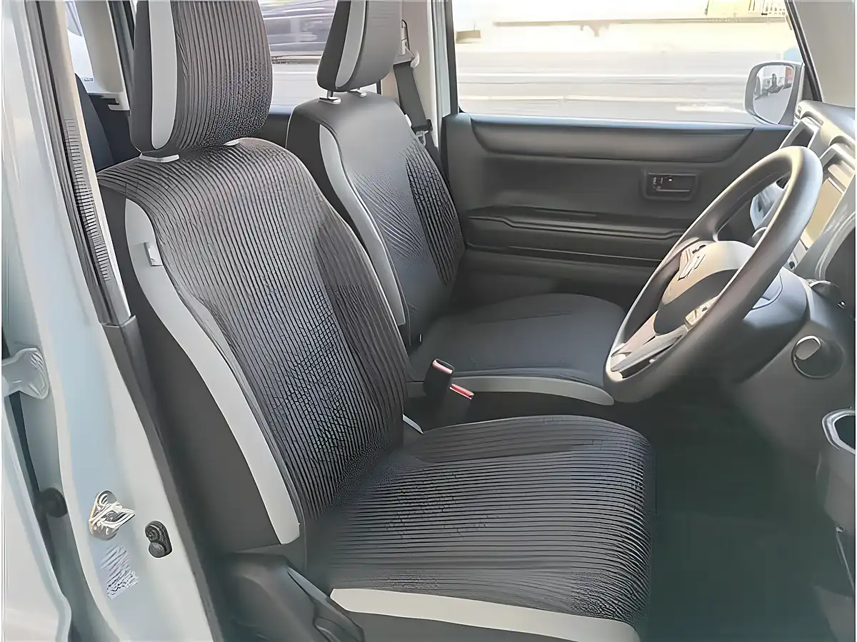 Used 2025 Suzuki Hustler SUV Blue - Interior and Exterior details 6