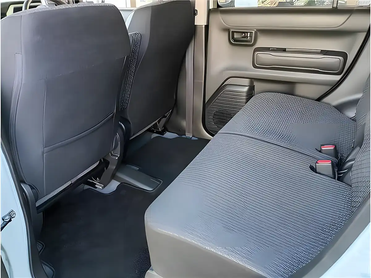 Used 2025 Suzuki Hustler SUV Blue - Interior and Exterior details 7