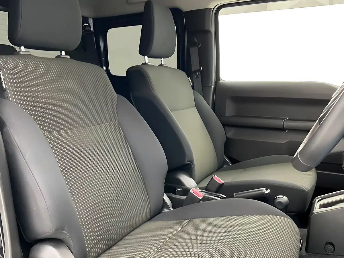 Used 2025 Suzuki Jimny Black - Interior and Exterior details 10