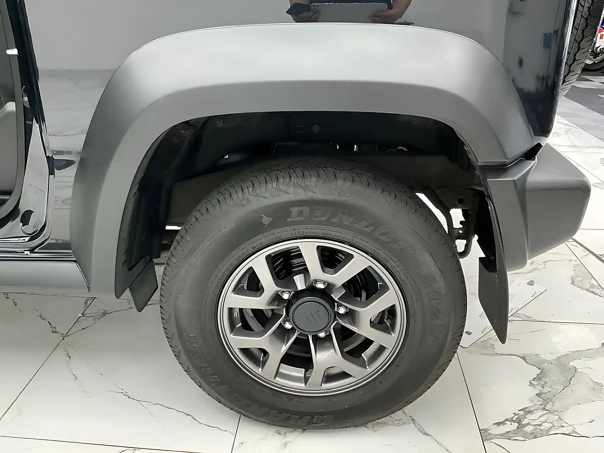 Used 2025 Suzuki Jimny Black - Interior and Exterior details 18