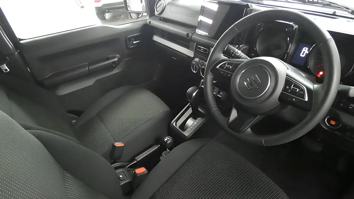 Used 2025 Suzuki Jimny Lwb Other - Interior and Exterior details 5