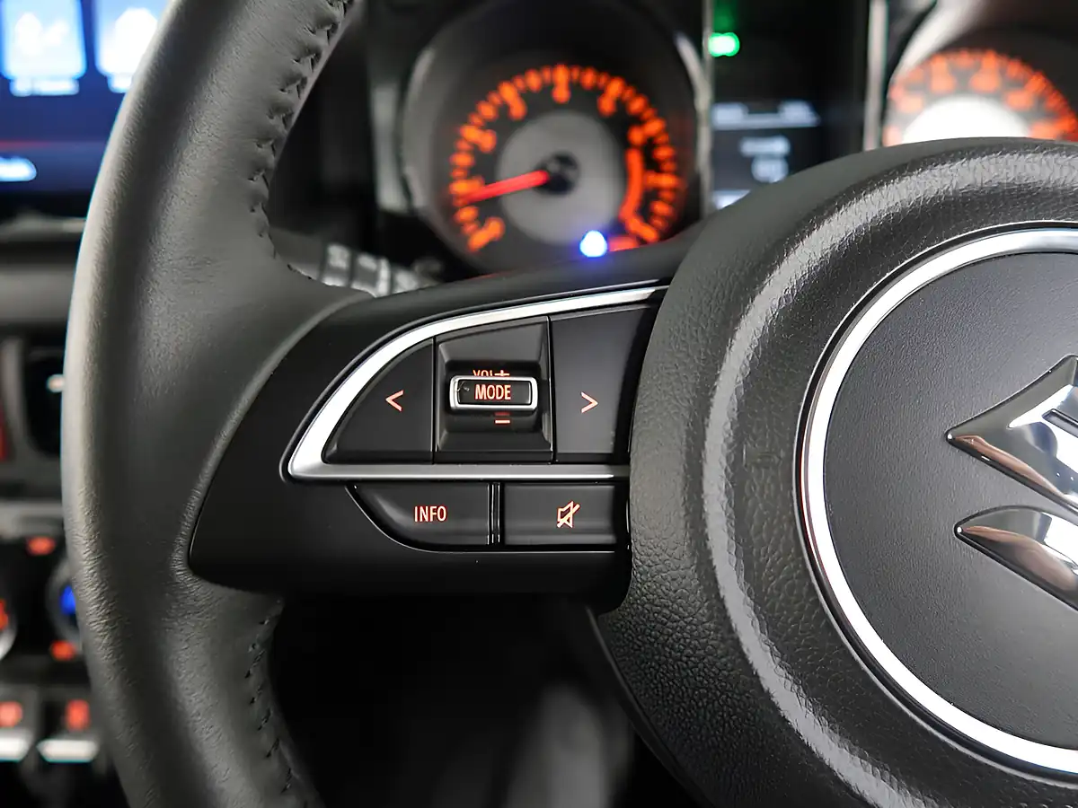 Used 2025 Suzuki Jimny Nomade Black - Interior and Exterior details 12