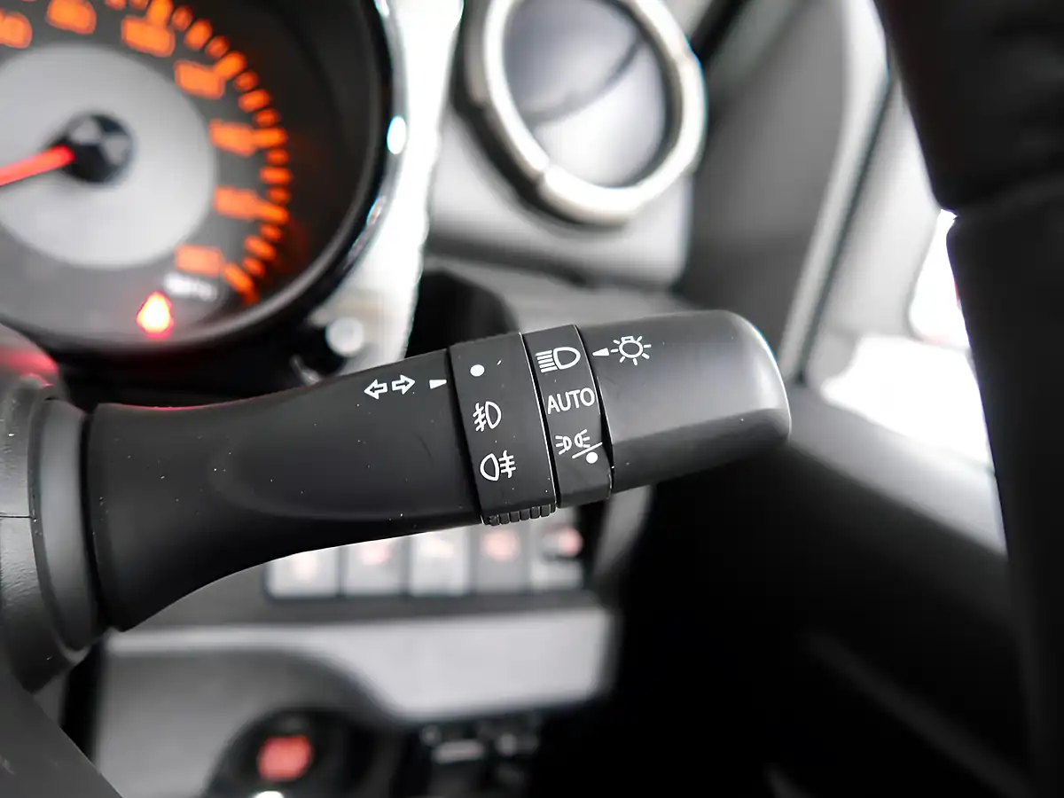 Used 2025 Suzuki Jimny Nomade Black - Interior and Exterior details 13