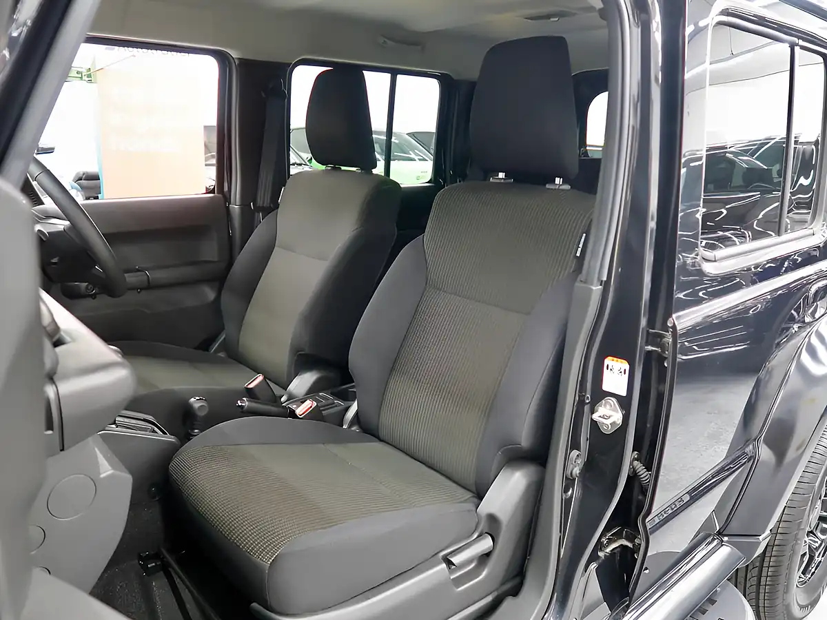 Used 2025 Suzuki Jimny Nomade Black - Interior and Exterior details 15