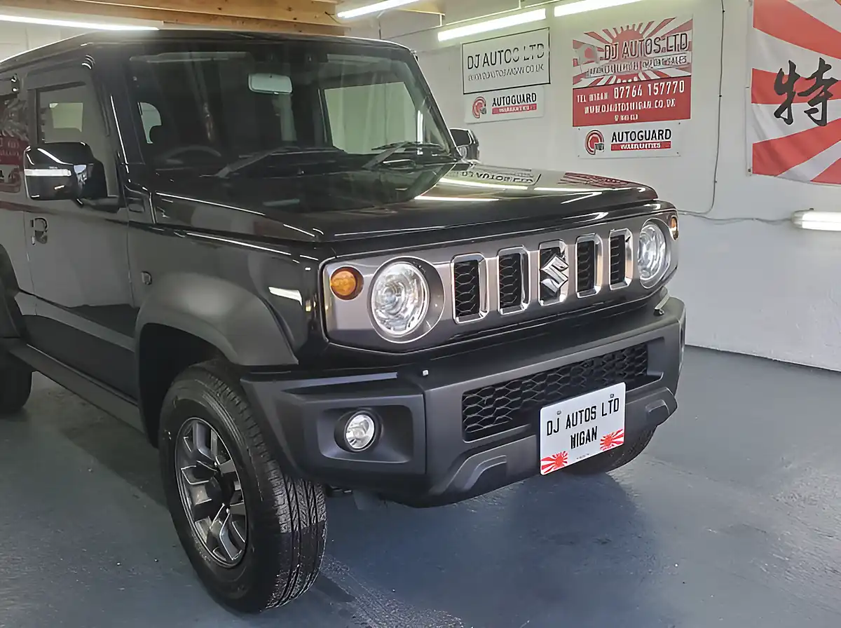 Used 2025 Suzuki Jimny Nomade Green - Interior and Exterior details 2