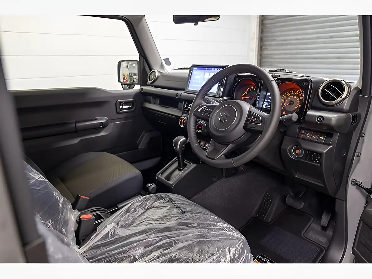 Used 2025 Suzuki Jimny Sierra Allgrip Grey - Interior and Exterior details 11