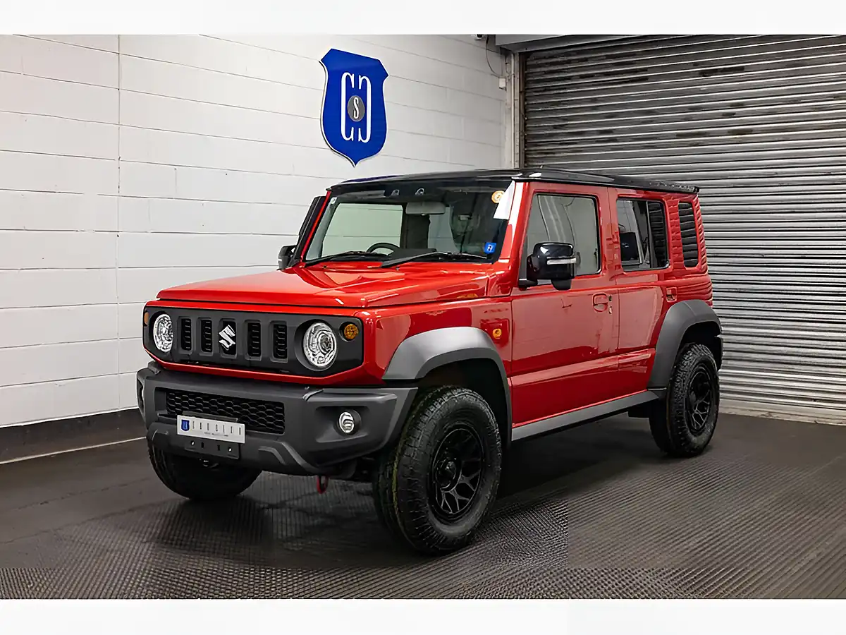 Used 2025 Suzuki Jimny Sierra Grey - Interior and Exterior details 2