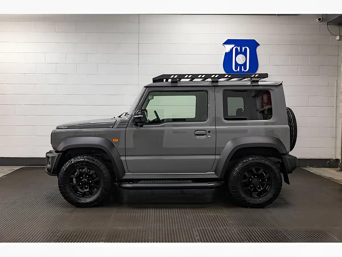 Used 2025 Suzuki Jimny Sierra Grey - Interior and Exterior details 5