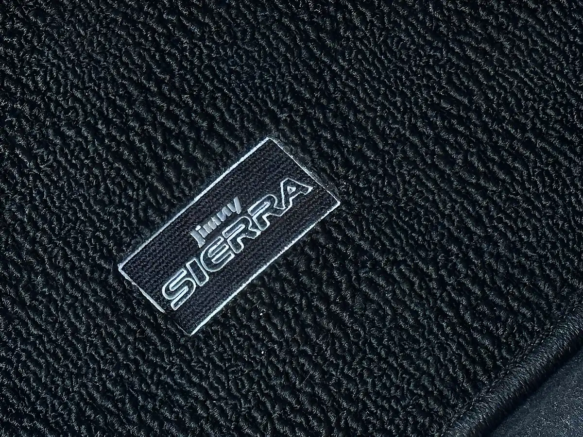 Used 2025 Suzuki Jimny Sierra SZ5 Grey - Interior and Exterior details 18