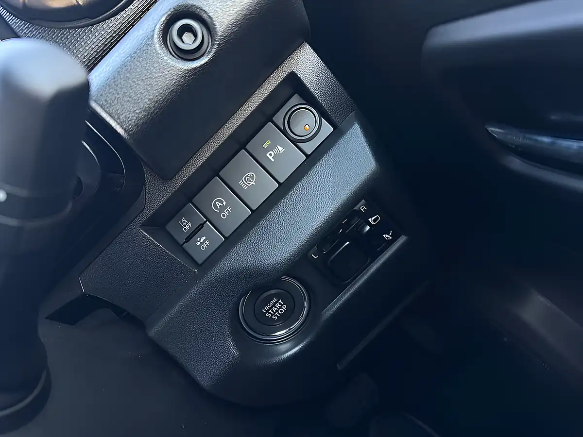 Used 2025 Suzuki Jimny Sierra SZ5 Grey - Interior and Exterior details 20