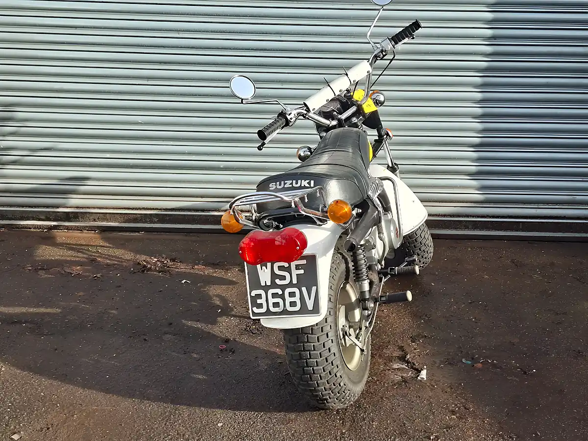 Used 2025 Suzuki Rv Yellow - Interior and Exterior details 8