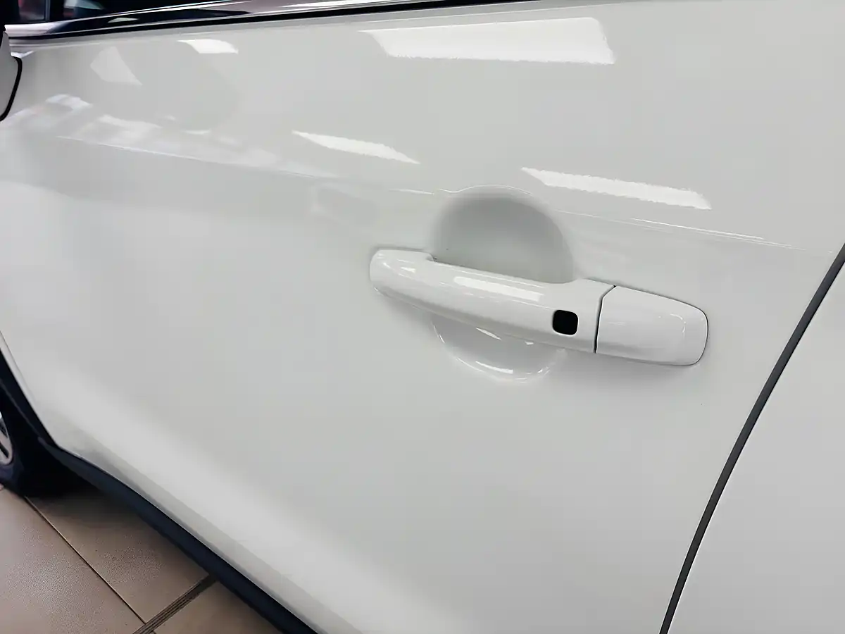 Used 2025 Suzuki S-Cross Ultra Allgrip White - Interior and Exterior details 17