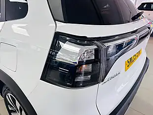 Used 2025 Suzuki S-Cross Ultra Allgrip White - Interior and Exterior details 19