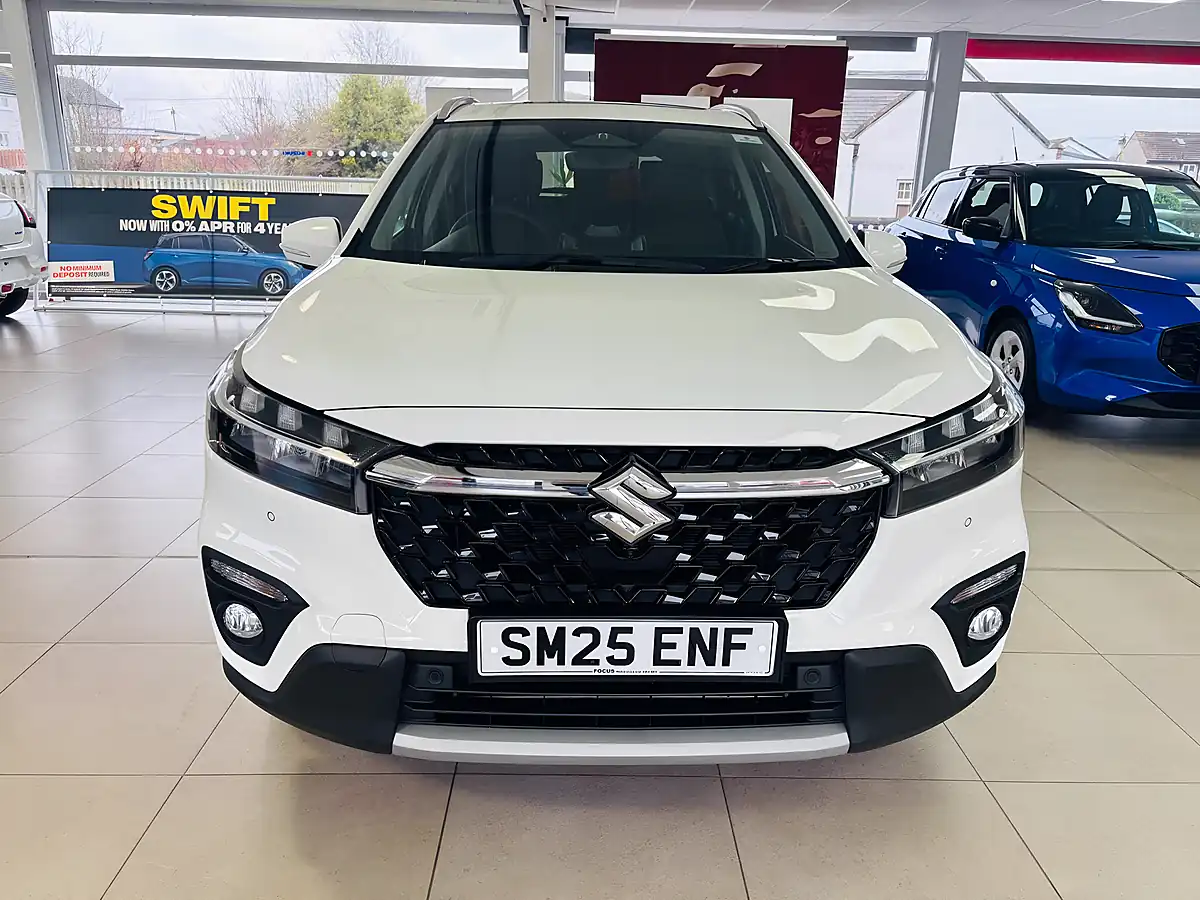 Used 2025 Suzuki S-Cross Ultra Allgrip White - Interior and Exterior details 2