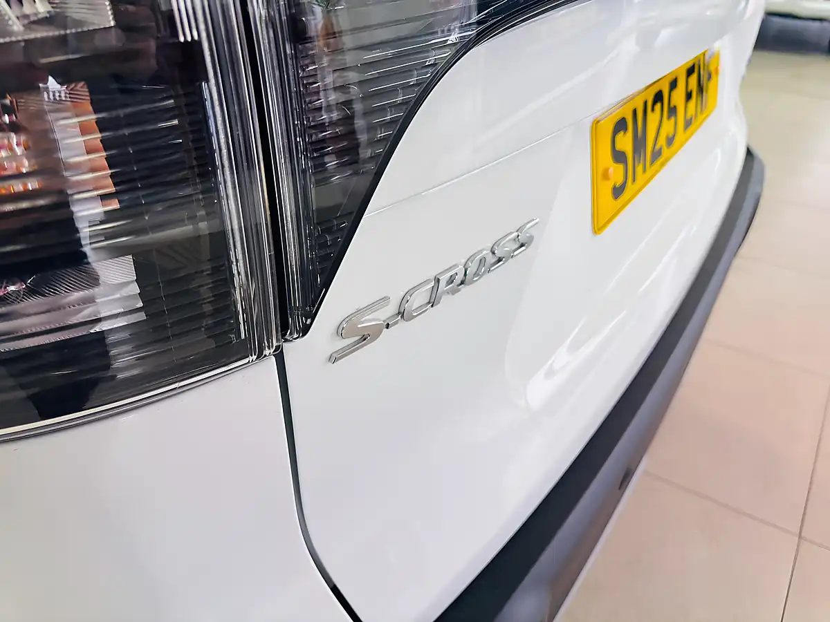 Used 2025 Suzuki S-Cross Ultra Allgrip White - Interior and Exterior details 20