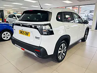 Used 2025 Suzuki S-Cross Ultra Allgrip White - Interior and Exterior details 9