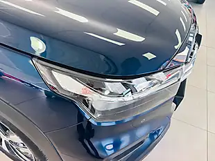Used 2025 Suzuki S-Cross Ultra Blue - Interior and Exterior details 10