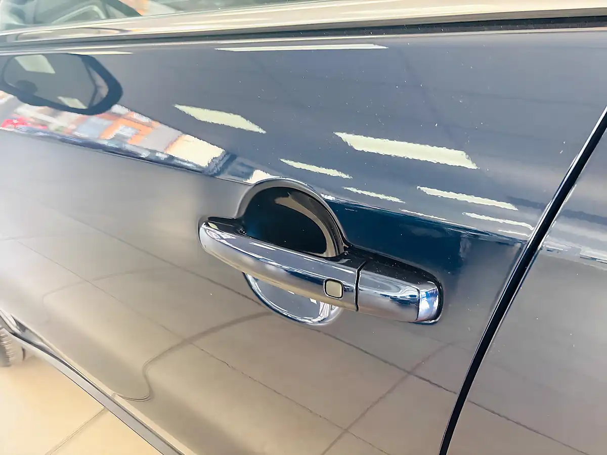 Used 2025 Suzuki S-Cross Ultra Blue - Interior and Exterior details 15