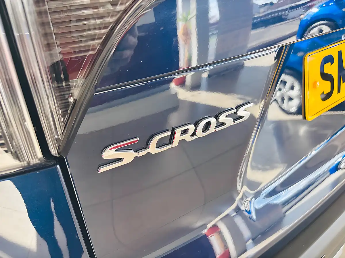 Used 2025 Suzuki S-Cross Ultra Blue - Interior and Exterior details 17