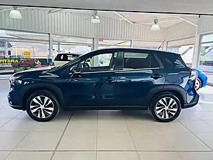 Used 2025 Suzuki S-Cross Ultra Blue - Interior and Exterior details 4