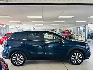 Used 2025 Suzuki S-Cross Ultra Blue - Interior and Exterior details 6