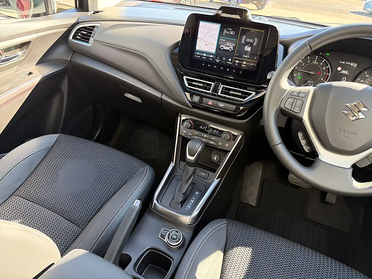 Used 2025 Suzuki S-Cross Ultra Red - Interior and Exterior details 12