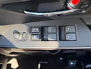 Used 2025 Suzuki S-Cross Ultra Red - Interior and Exterior details 14